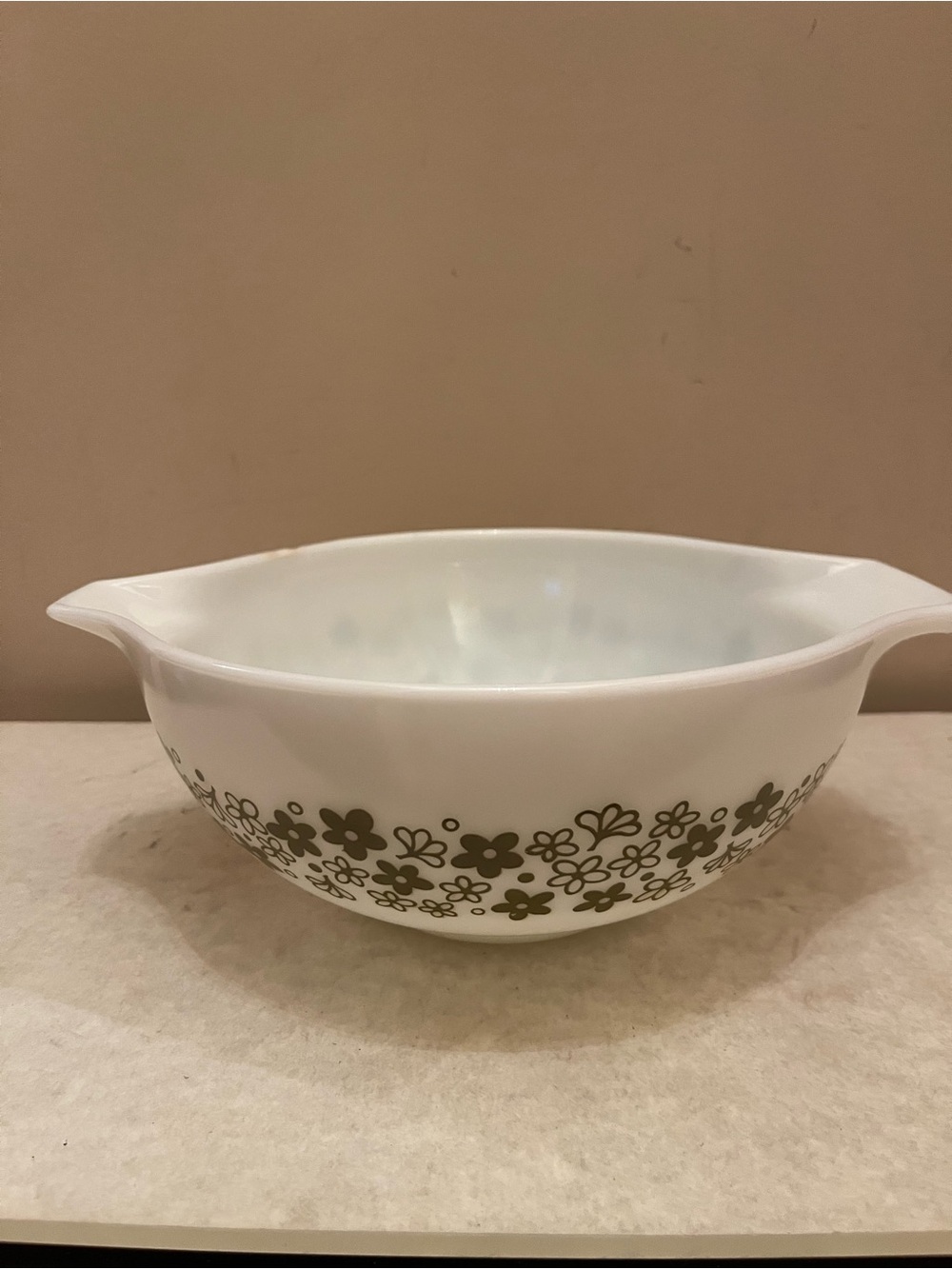 Pyrex mixing bowl